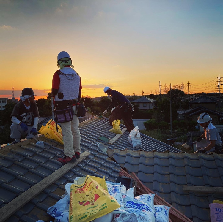 3B84C172-4ACD-4F41-9DB4-