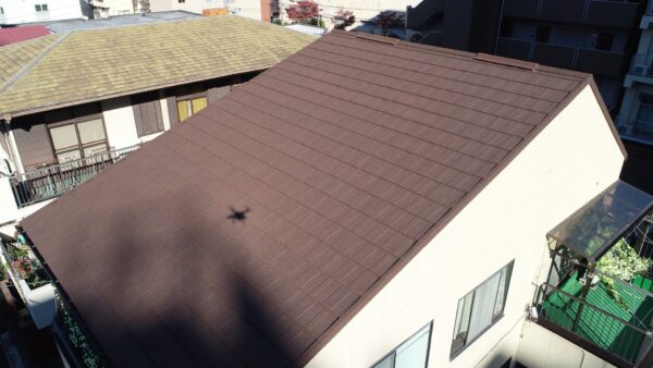 名古屋市東区でカラーベストの屋根にTルーフで重ね葺き工事【カバー工法】