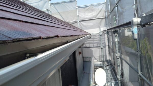 知立市で屋根の再塗装に合わせて雨樋をリニューアル。雨樋工事もやってます。