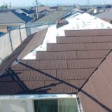知立市で経年劣化したカラーベスト屋根を再塗装ではなくT・ルーフで重ね葺き【カバー工法】